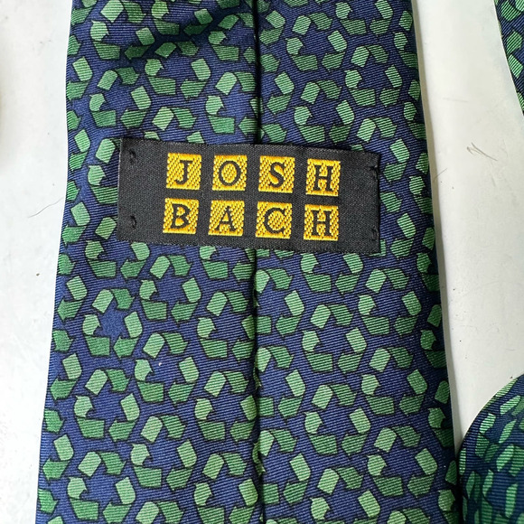 Josh Bach 100% Silk Recycling Tie in Green - Picture 6 of 9